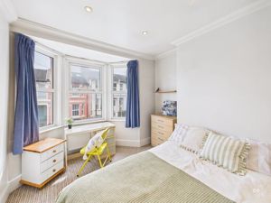 BEDROOM- click for photo gallery